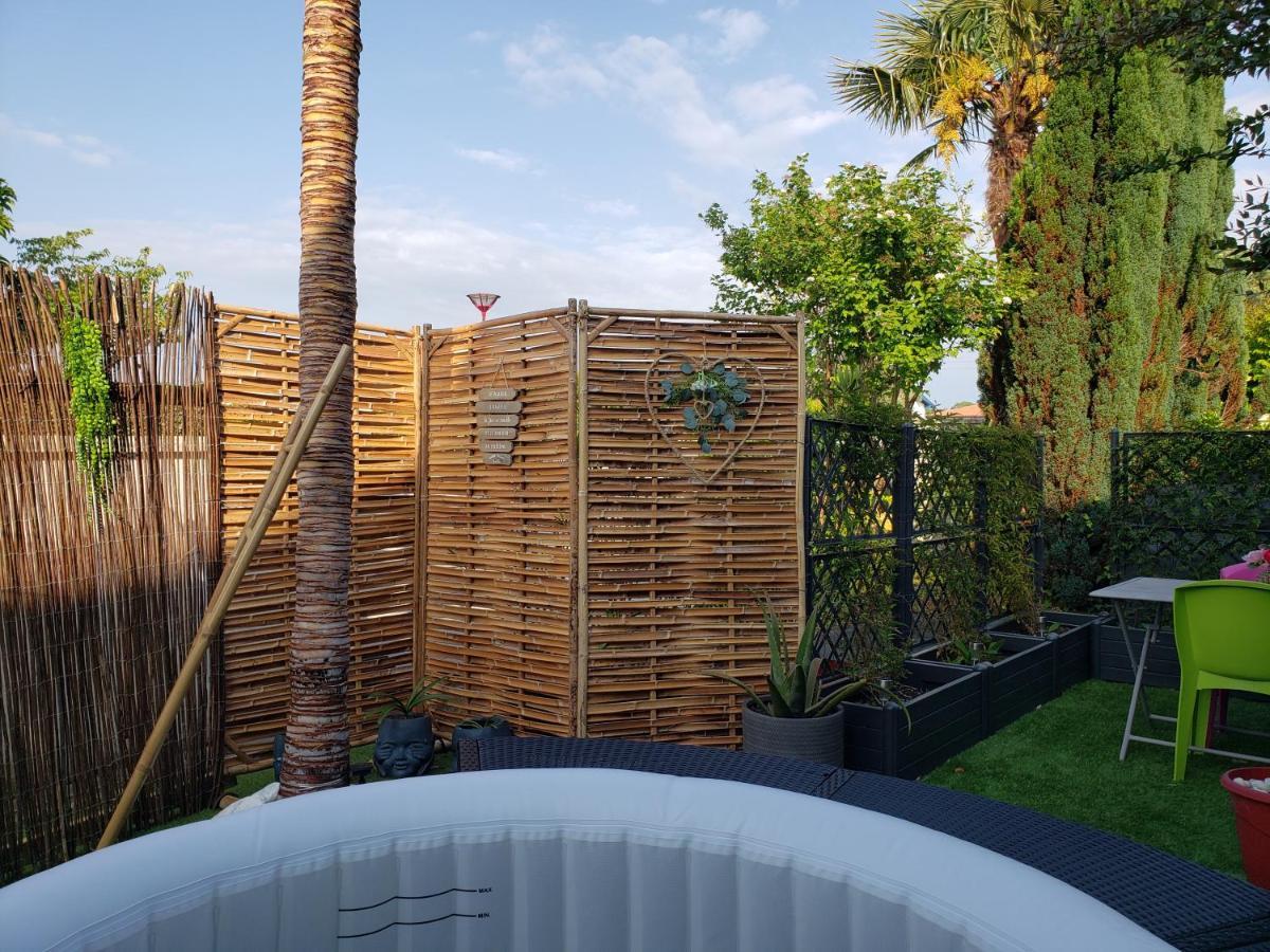 Studio Zure Ondoan - Spa Et Piscine Chauffee Tarnos Exteriör bild